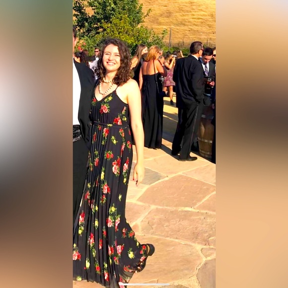 B. Darlin mFloral Pleated Maxi Dress womens size 6 - Picture 3 of 11